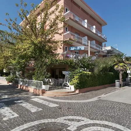 Kiss ホテル リッチョーネ